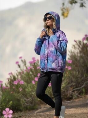 SBogner Multicolor Ski Jacket Pink Purple tie Dye Lightweight Think Spring!